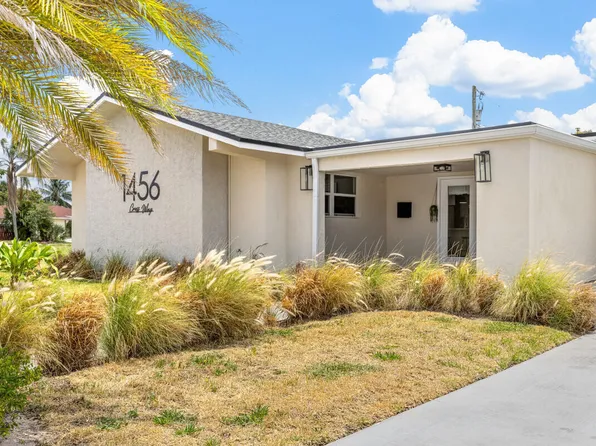 1456 Cross Way, West Palm Beach, FL 33401