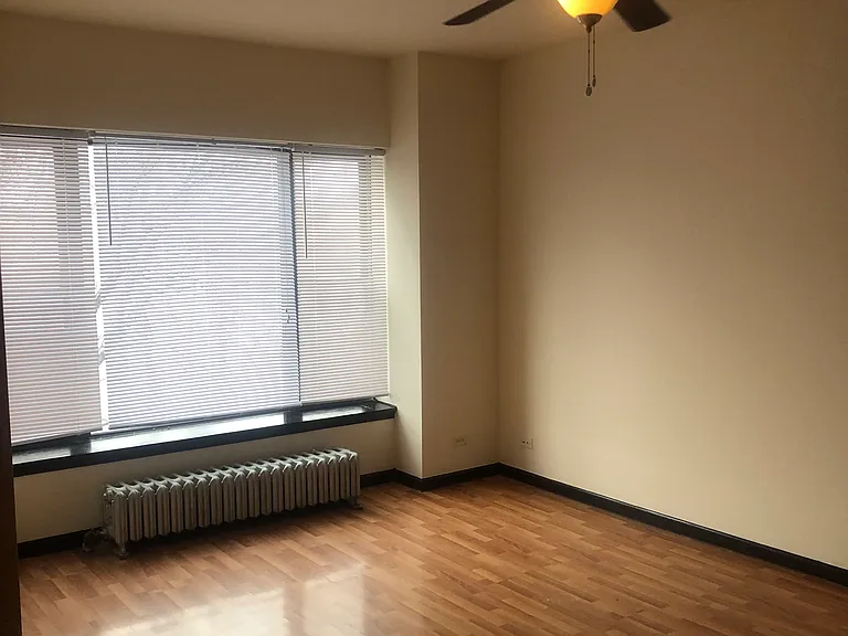 5608 S King Dr #1 — Photo 11