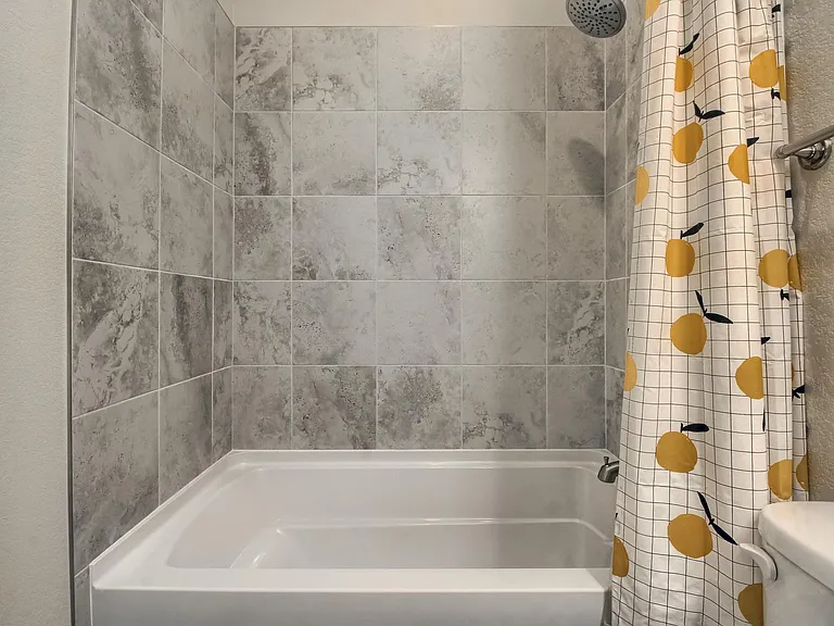1625 N King St #1 — Photo 18