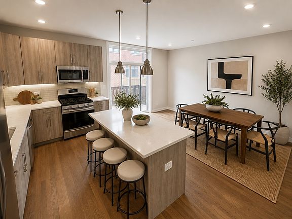 3rd image of 2243 W Coulter St APT 2