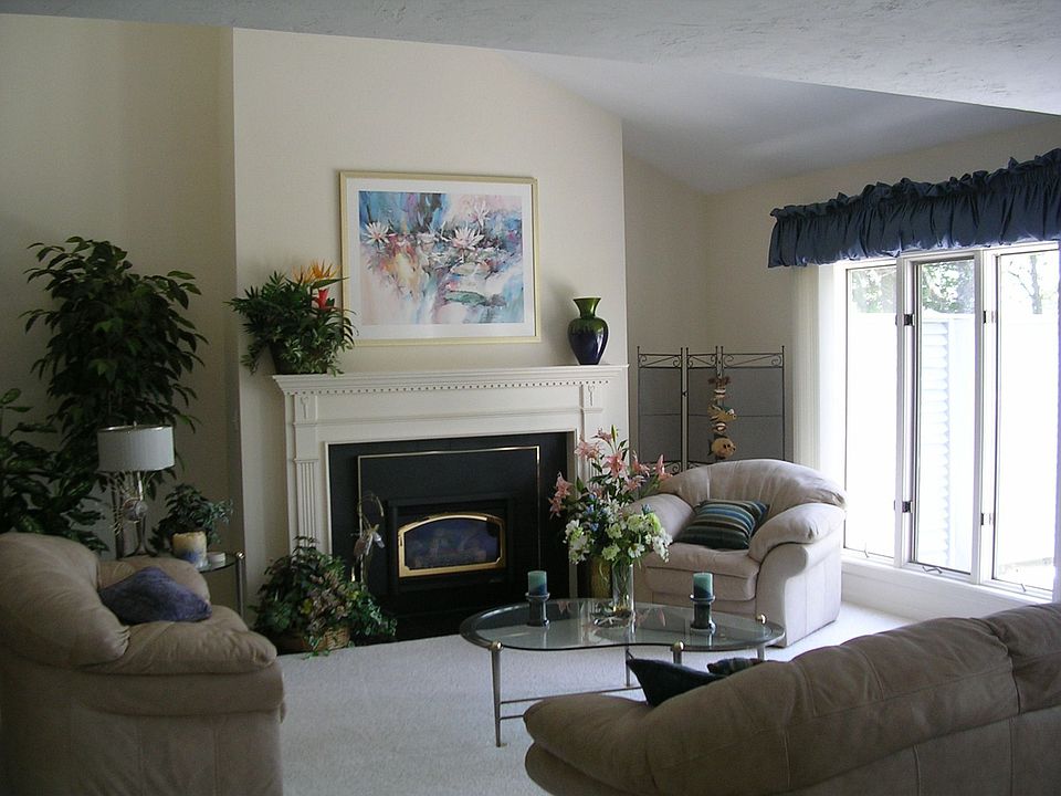 Living Rm