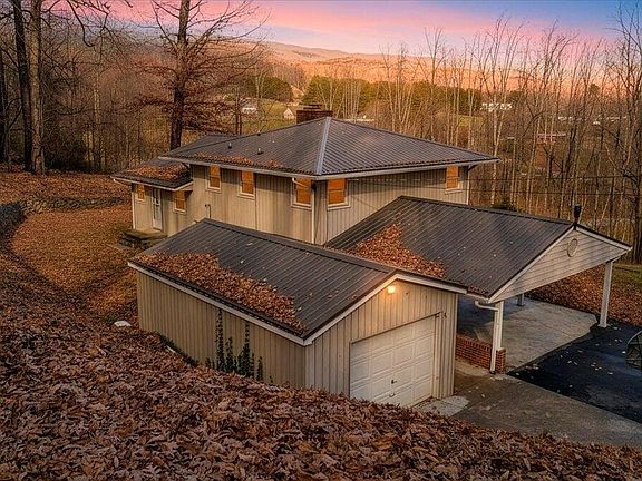 2nd image of 4151 Givens Rd