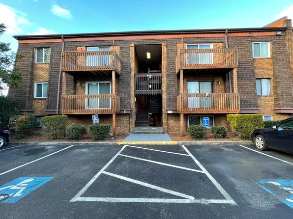 2840 Colonial Ave SW APT D6, Roanoke, VA 24015
