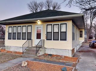 1010 Elm St, Gowrie, IA 50543