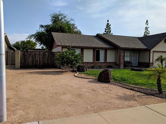 3rd image of 5035 E Fairbrook Cir