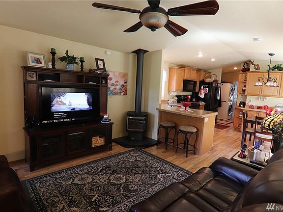 4th image of 11 N Mount Washington Ct