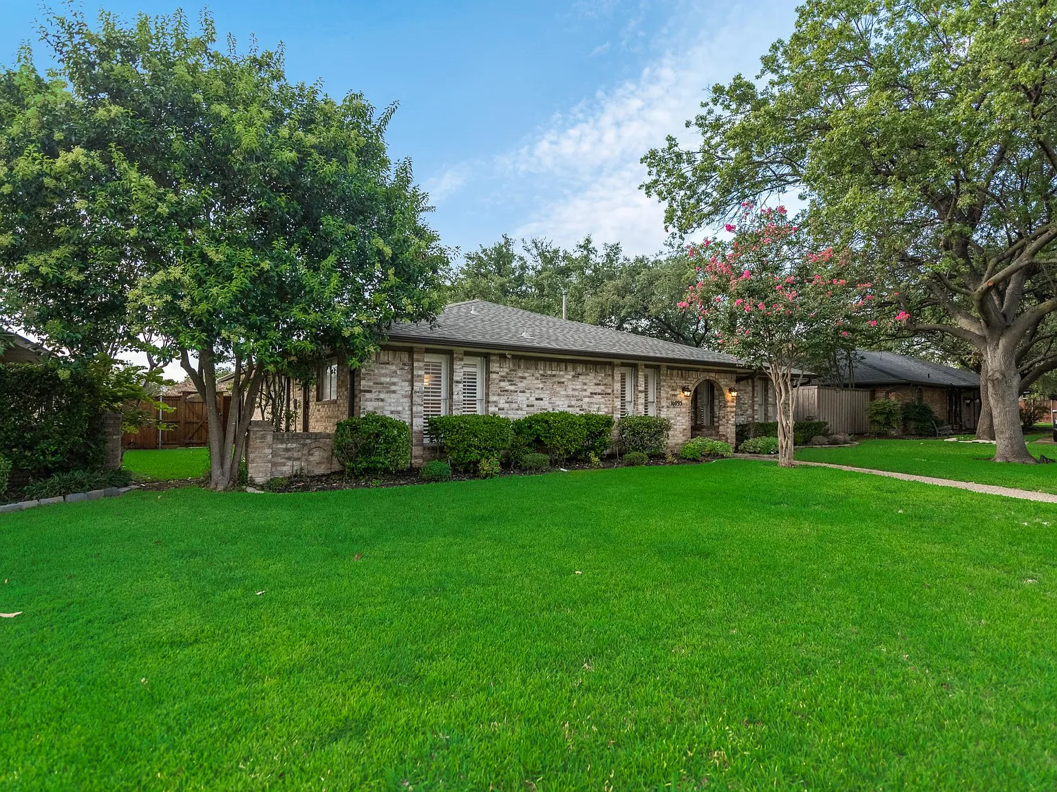 16095 Longvista Dr — Photo 3