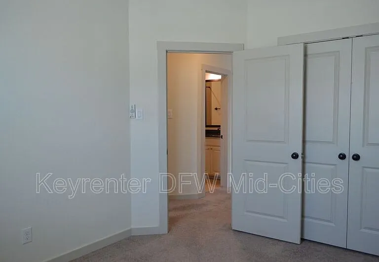622 Cobblestone Ln — Photo 14