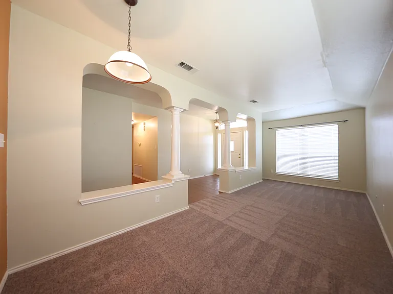 1804 Lobrecht Ct — Photo 11