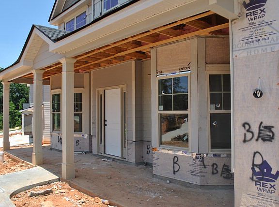 2nd image of 415 Purbeck Ln