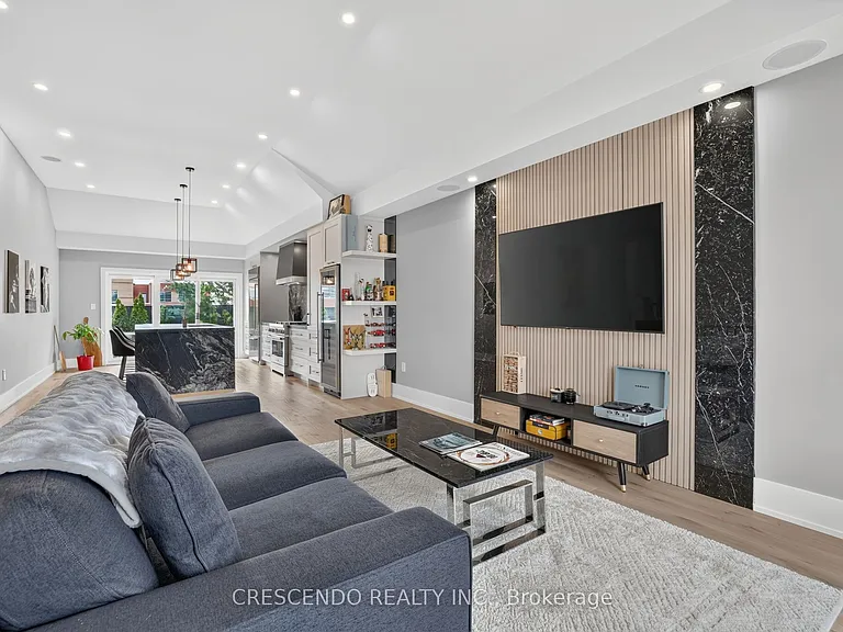 15 Southbury Manor Dr — Photo 15