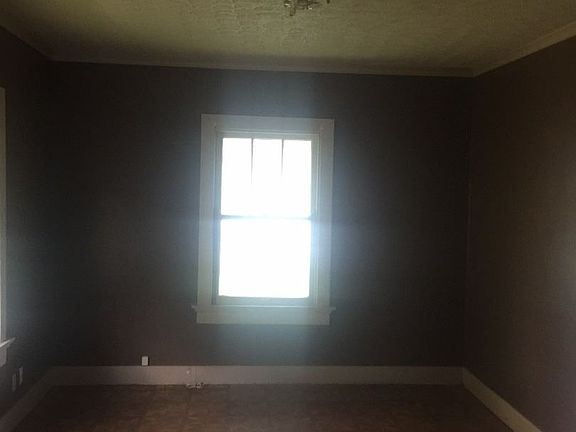 4th image of 1214 Arbor Ave