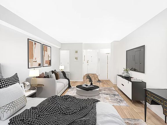 3rd image of 401 E 65th St APT 2I