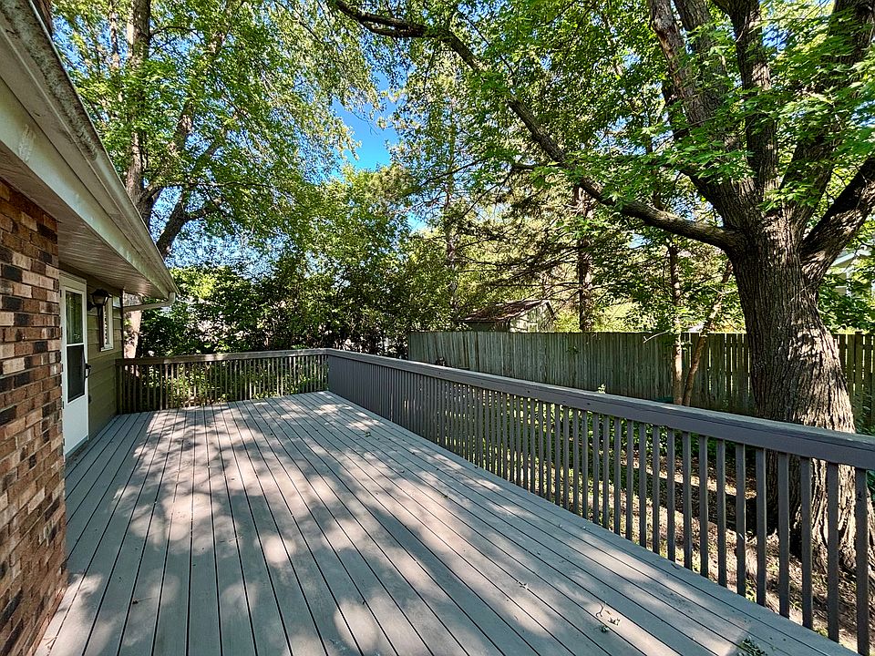 1st image of 408 1st St S #A