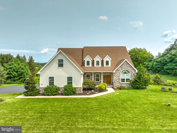 750 Pleasant Dr, York Haven, PA 17370