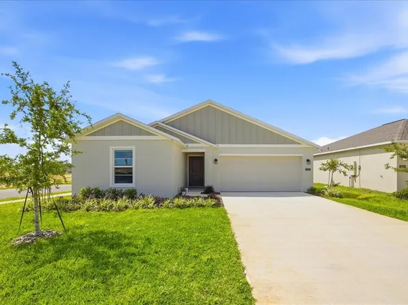 2350 McKinley Dr, Lake Wales, FL 33853