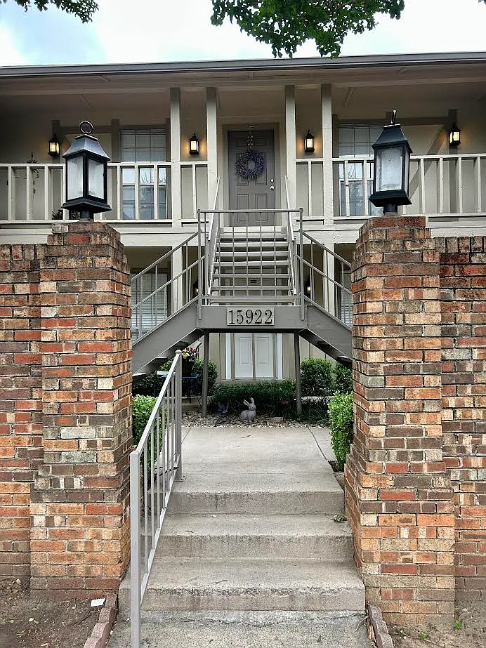 Studio, 386 sqft, $1,000 — Photo 2