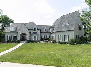2001 S 41st Ct, West Des Moines, IA 50265