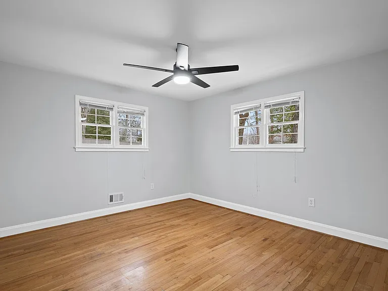 11 Howell Rd — Photo 11