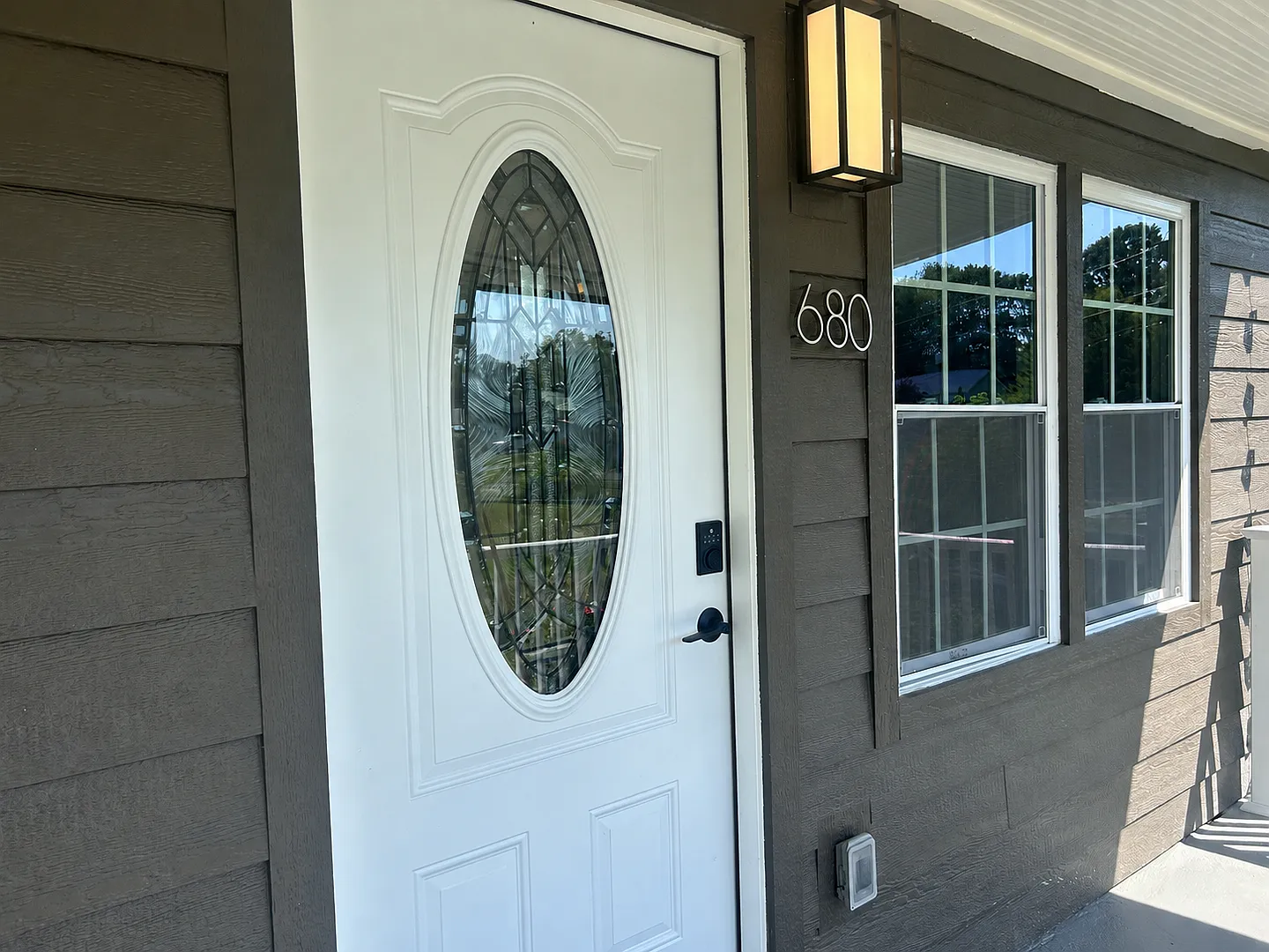 Newly Updated 1-Bedroom Home with Brand-New Finishes — Photo 3