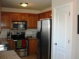 5th image of 682 E Thornstone Ave