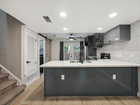 5th image of 6403 Chimney Creek Cir #A