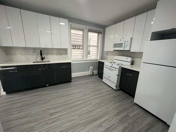 1101 S Wood Ave #3