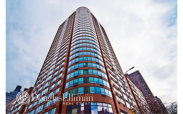 Rented by Douglas Elliman | media 25