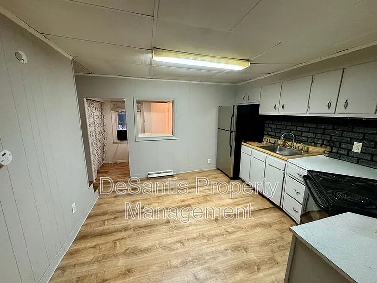 474 Spang Ave — Photo 7