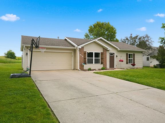 2nd image of 210 Sammy Dr