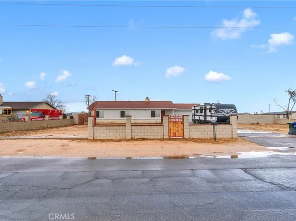 10672 Quinnault Rd, Apple Valley, CA 92308