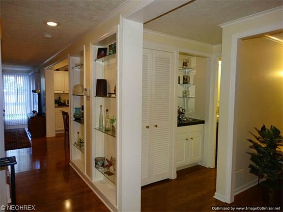 5th image of 17540 Fairlawn Dr