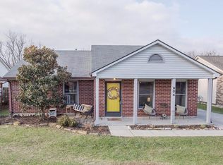 904 Overview Dr, Lexington, KY 40514