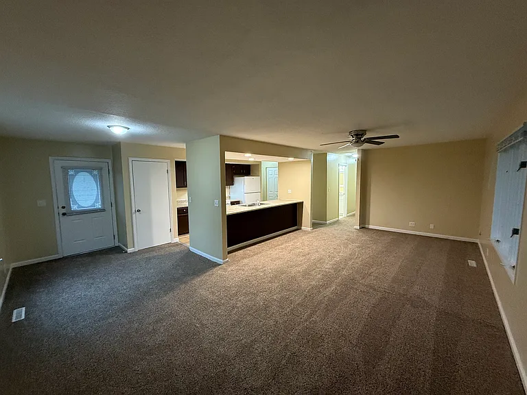 113 S Lynn St — Photo 10