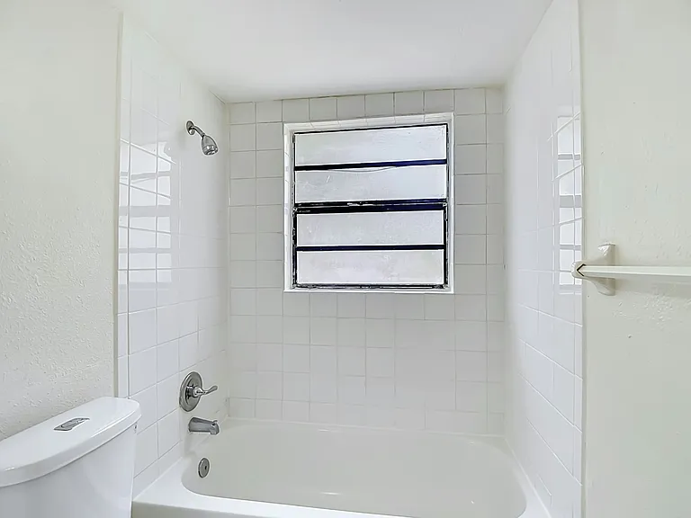 4102 E Humphrey St #A — Photo 14
