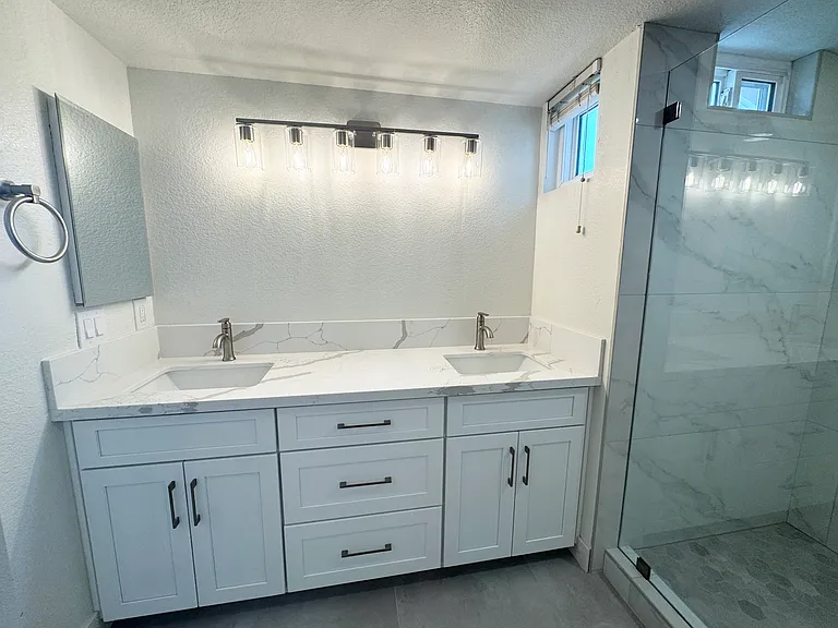 3413 Caseras Dr — Photo 40