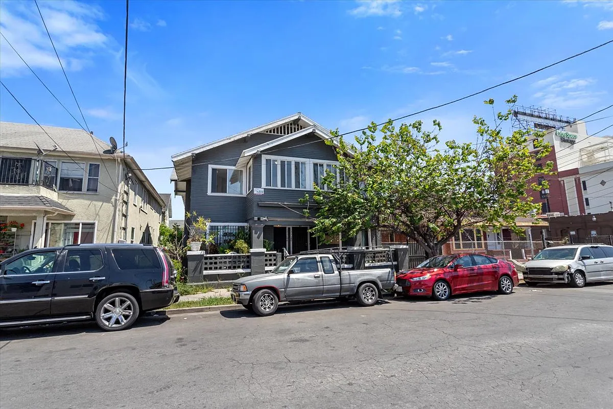 Building Photo - 1242 1/2 Irolo St