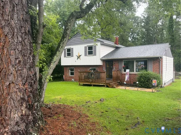 4133 Henshaw Dr, North Dinwiddie, VA 23803