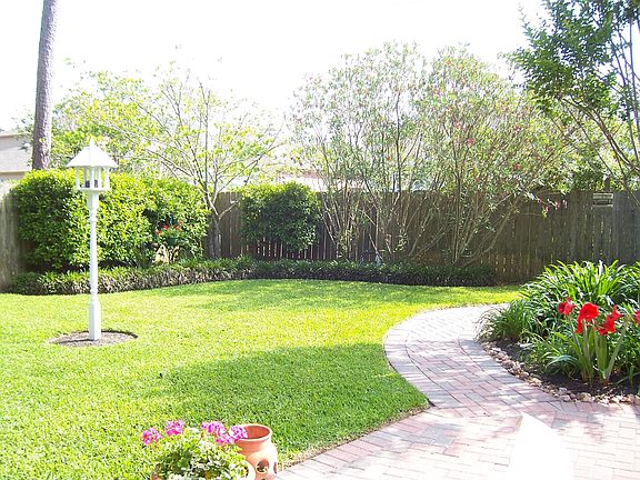 Cozy Backyard