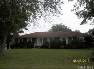 2402 Lowell Bethesda Rd, Gastonia, NC 28056