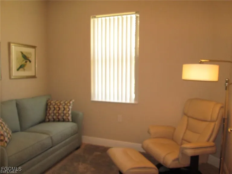 10702 Cetrella Dr — Photo 7