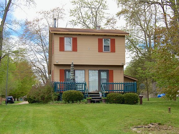 2nd image of 52851 Twin Lake Shore Dr