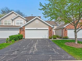 79 Stevens Dr, Schaumburg, IL 60173