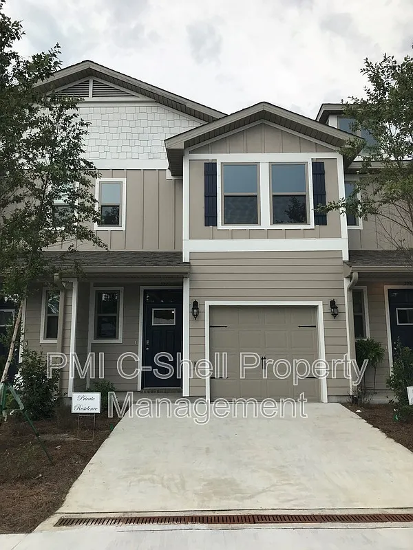 3 bed, 2.5 bath, 1542 sqft, $1,995 — Photo 2