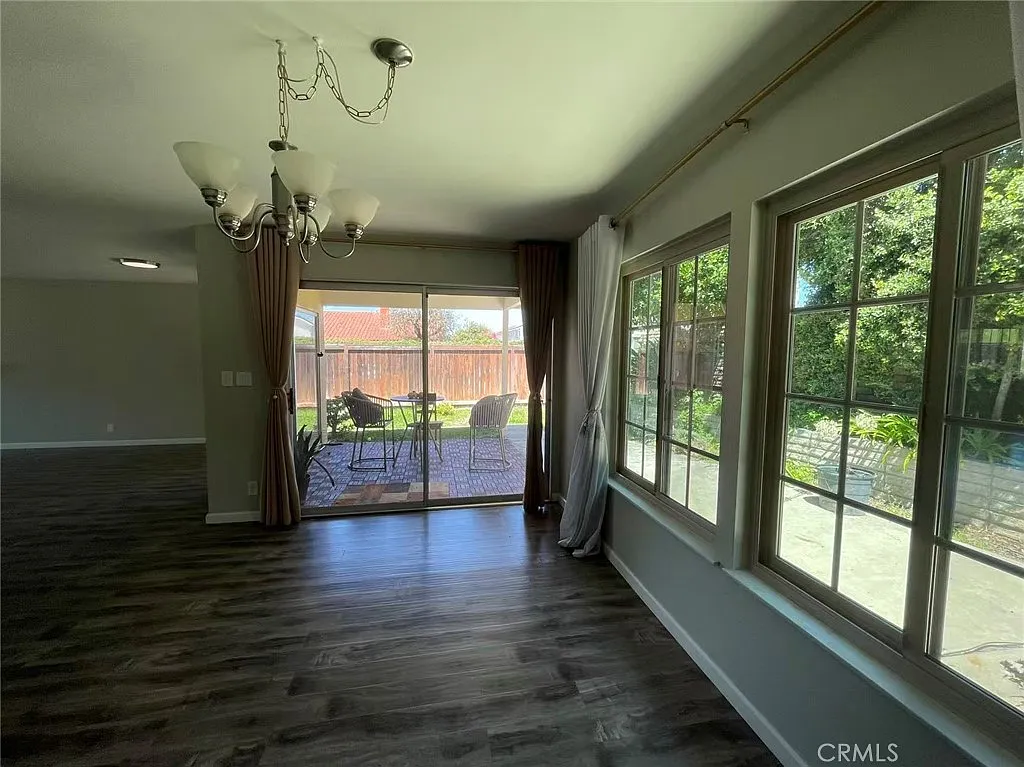3 bed, 1684 sqft, $5,000 — Photo 3