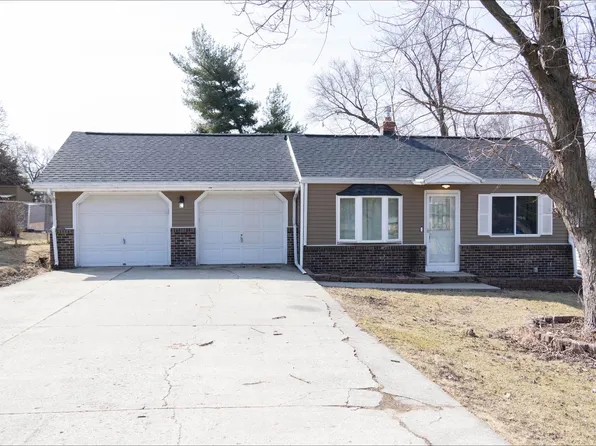 123 Superior Ave, Machesney Park, IL 61115