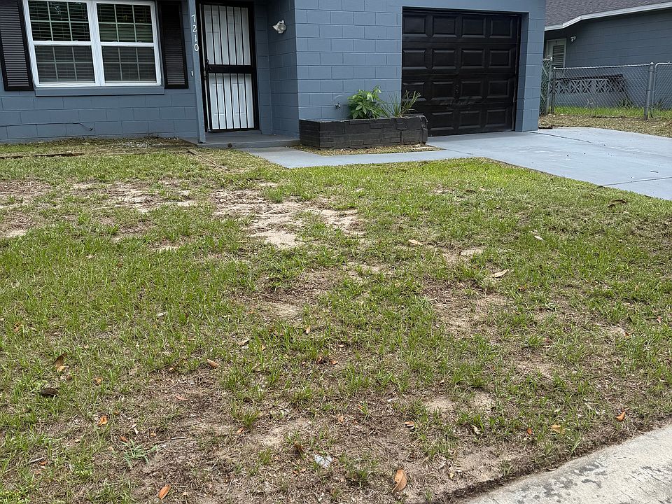 1st image of 7210 Pinion Dr