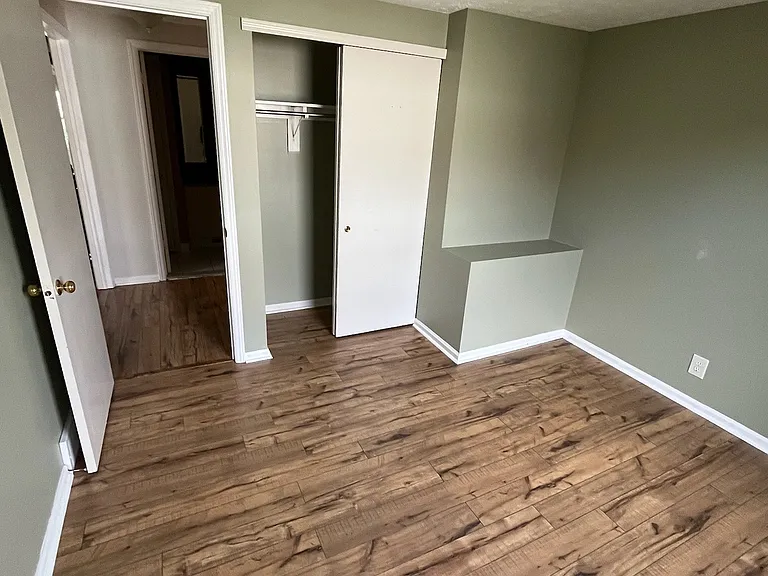 20 Clearfield Dr — Photo 15