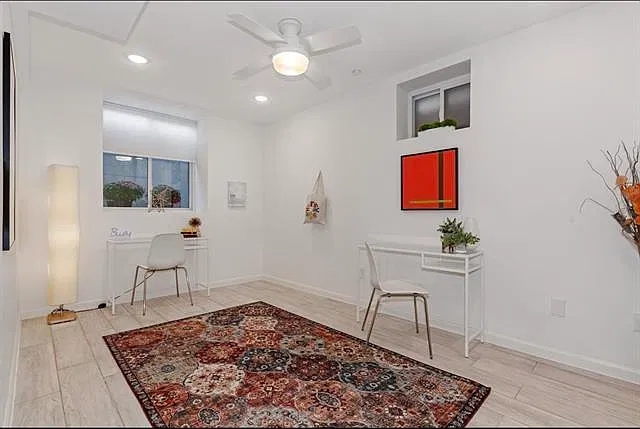 936 Pavonia Ave #1B — Photo 20