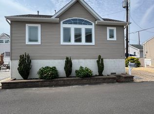 29 E Dune Way, Lavallette, NJ 08735